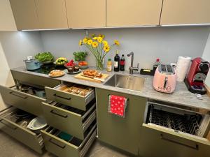 Modern City Studio with Balcony