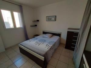 Appartements Appartement independant - Toulon - Les Routes : photos des chambres