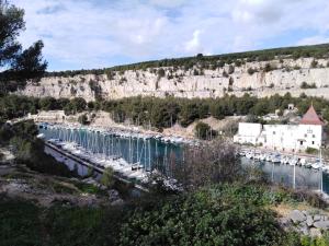 Appartements Appartement independant - Toulon - Les Routes : photos des chambres