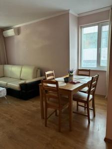 Vlado and Tedi apartment