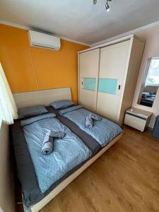 Vlado and Tedi apartment