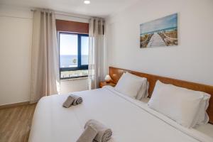 Unique 1BD Ocean View AC Wi-Fi Beach 100m