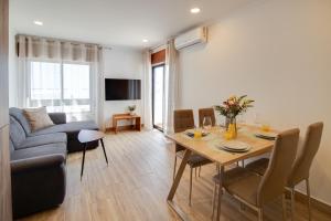 Unique 1BD Ocean View AC Wi-Fi Beach 100m