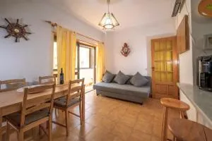 Cozy apartment near the beach in Costa de Caparica - Chibata