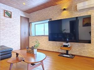 清潔#快適#広々なんば駅徒歩8分#9名宿泊可#Wi-Fiswitch#大画面TV