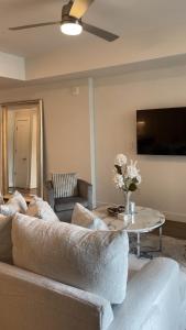 Buckhead Atlanta Luxury Suite