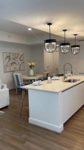 Buckhead Atlanta Luxury Suite