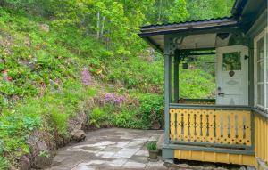 Cozy Home In Tranås With Kitchen