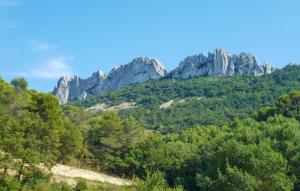 3 Bedroom Awesome Home In Carpentras