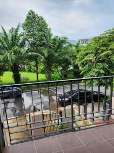 Villa Lotus - 6 Phòng Ngủ - Sát Biển - Đầy đủ tiện nghi