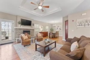 Personal Getaway. Golf Resort Gem. Great Location! - Walnut Shade