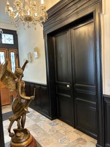 Maisons d'hotes Maison a la Guitarde - Hotel Particulier Hippolyte : Chambre Double avec Salle de Bains Privative