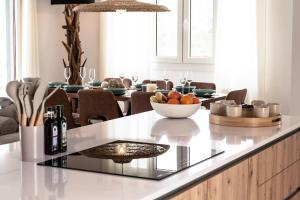 Can Gomez - Pool - 8p