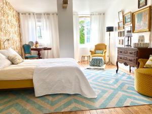 B&B / Chambres d'hotes Chateau de Gouyas : photos des chambres