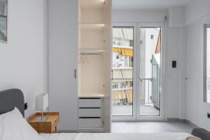 Chic Urban Studio close to Athens Landmarks