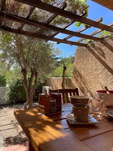 Appartements 4 personnes-clim-piscine-parking : photos des chambres