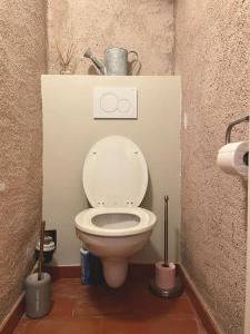 Appartements 4 personnes-clim-piscine-parking : photos des chambres