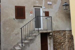 Studio Apartment with One Double Bed