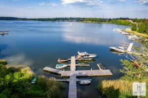 Lake Rental Pratum 24