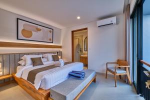 Brand new! 3BR Modern Private Villa in South Ubud