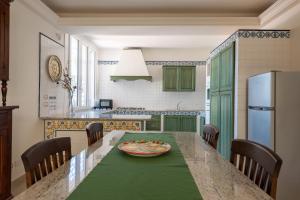 Lovely Family Villa in Modica