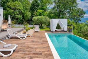 Sea view Villa Lina - with private pool, table tennis and pikado