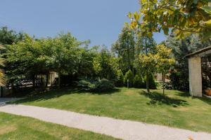 Sani Eclectic Family Villa, private garden