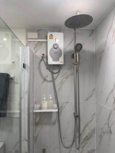 Warm and classic modern room