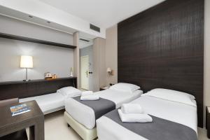 Triple Room room in Hotel Maggiore