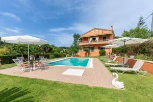 Even Ezer with private pool - Komméno