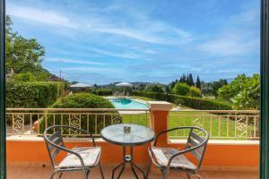 Even Ezer with private pool