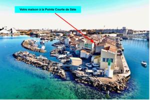 LE BARREUR Maison Authentique Sètoise La pointe Courte, Bord de Mer, Climatisée, Parking gratuit proximité