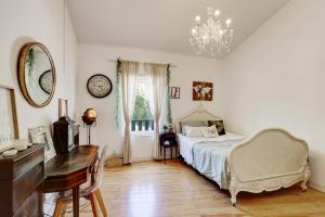 Unique Villa Near Lisbon with Pool & Magical Decor