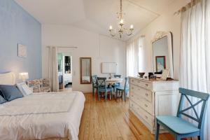 Unique Villa Near Lisbon with Pool & Magical Decor