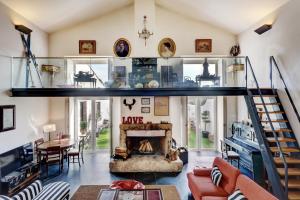 Unique Villa Near Lisbon with Pool & Magical Decor