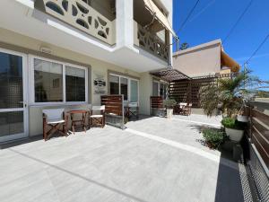 Artemis Rooms two steps by the sea