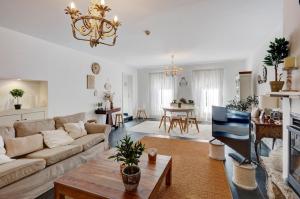 Unique Villa Near Lisbon with Pool & Magical Decor