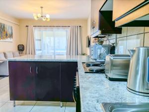 Self checkin - Modern Haven 2 Bedroom 43