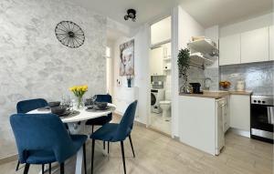 2 Bedroom Nice Apartment In Split