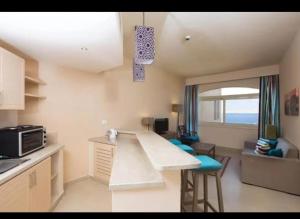 Byoum Lake Side Hotel Room, Tunis Village, Fayoum