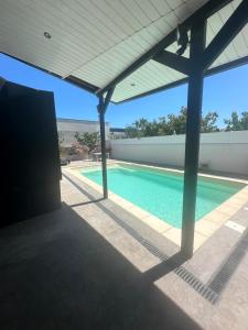 Appartements Superbe appartement dans villa avec piscine : photos des chambres