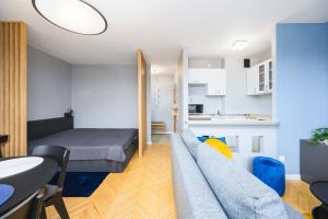 Piastowska 90A -A by Homeprime