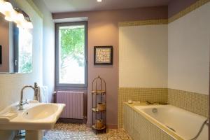 Villas Mas ARAGON - XVIIIeme - Piscine & Jardin paysager : Villa - Vue sur Jardin