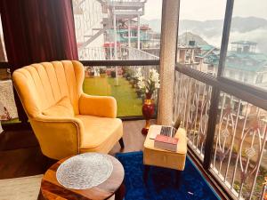 2 Bedrooms Duplex with free parking & wifi