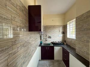 Cozy Room 1Bhk with Lift 501