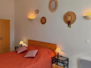 Appartements Gite la glycine avec piscine au mas de Saint Jean : photos des chambres