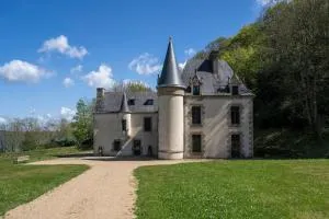 Château au bord de la mer - 圣马丁德斯查