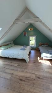 Maisons de vacances Les gites de koatephani et ses animaux : photos des chambres