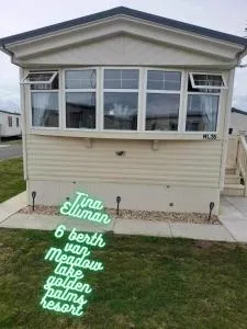 Tina's caravan hire - Helsey