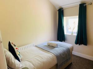 Families and contractors Free off road parking